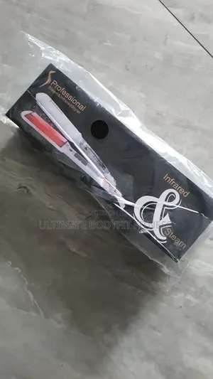 Brand New Professional Steam Infread Hair Straightener