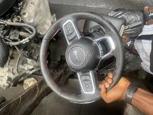 Jeep Wrangler /2020/2022/2024/Complete Steering Wheel.