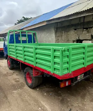 Toyota Dyna 150 Truck Registered