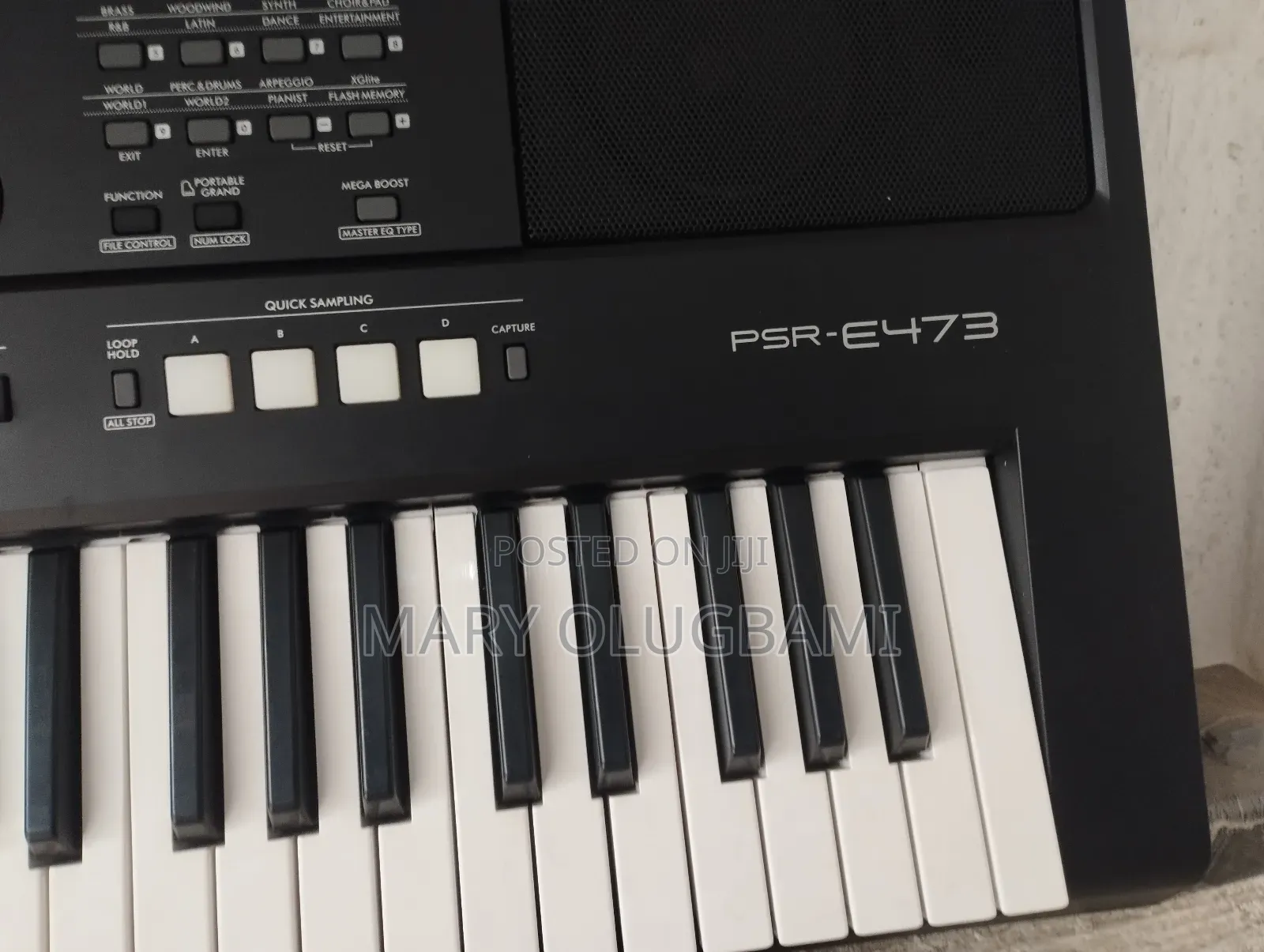 Yamaha Piano Keyboard E473