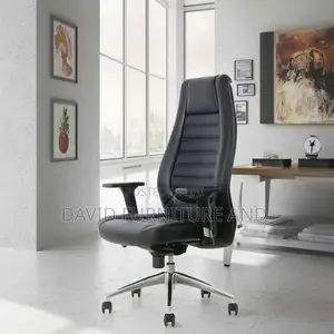 Boss Swivel Chair