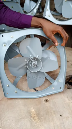 24" Extractor Fan 220v