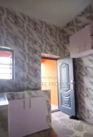 1bdrm Block of Flats in Ogbogoro, Port-Harcourt for rent