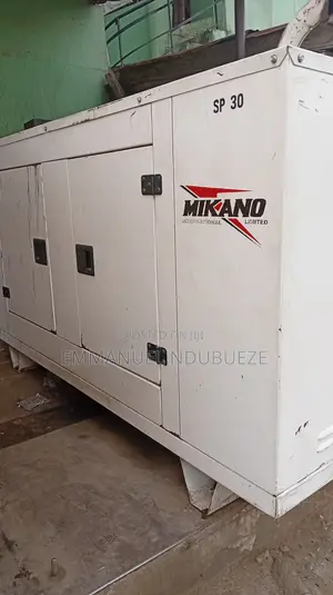 30kva Perkins Soundproof Generator Almost New