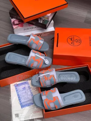 Flat Slippers