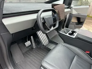 New Tesla Cybertruck 2025 Silver