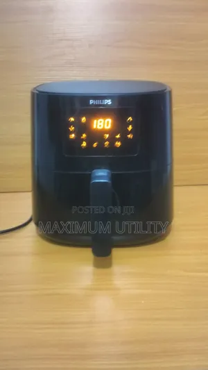 Philips Essential 6.2 LTRS Air Fryer Hd9270.