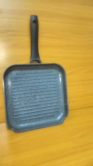 Baccarat 29cm Granite Grill Fry Pan.