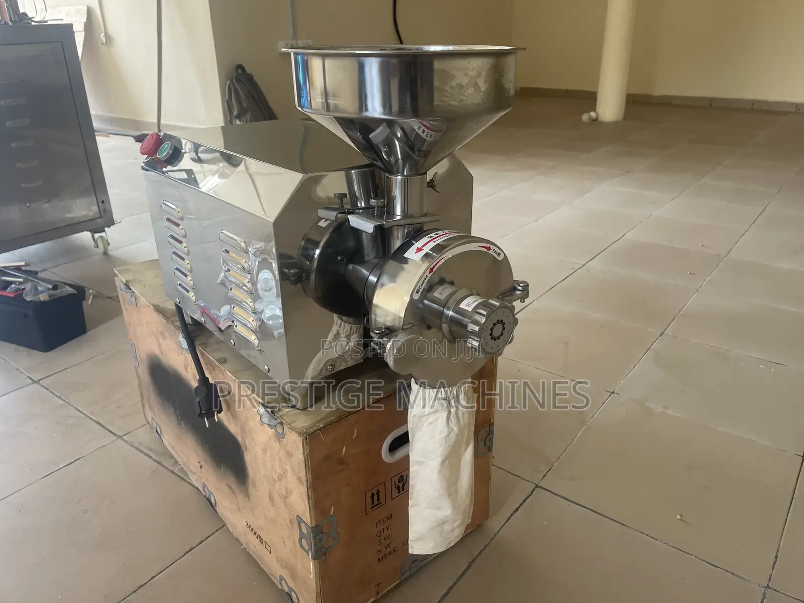Powder Grinding Machine