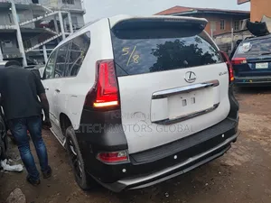 Back Light and Back Bumper Gx460 2023 Available