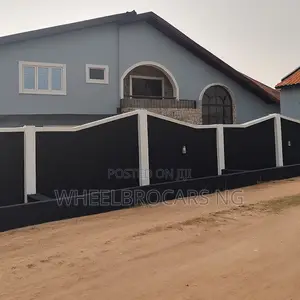 Furnished 5bdrm Duplex in Oluyole Extension for sale