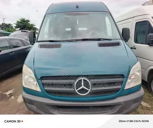 Mercedes-Benz Sprinter 2012 Green