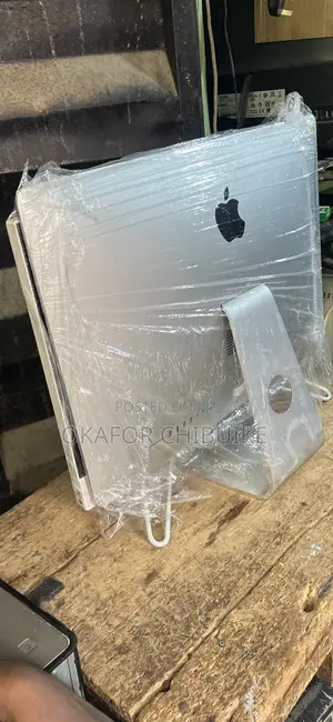 Desktop Computer Apple iMac 8GB Intel Core I5 HDD 1T