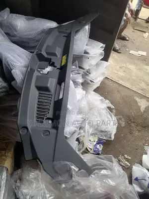 Radiator Plastic Highlander 2020-2022