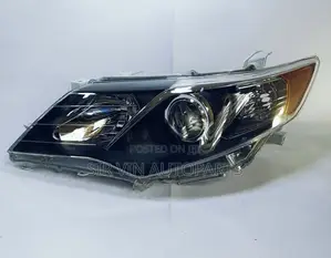Toyota Camry 2012 Se Dark Headlight/Headlamp