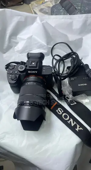 Sony Alpha A7r3 Video Camera With 28/70mm