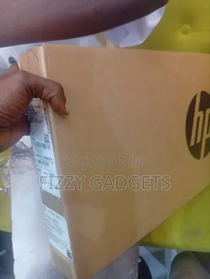 New Laptop HP EliteBook 1040 16GB Intel Core Ultra 5 SSD 512GB