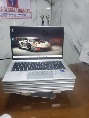 Laptop HP EliteBook 830 G8 16GB Intel Core I7 SSD 256GB