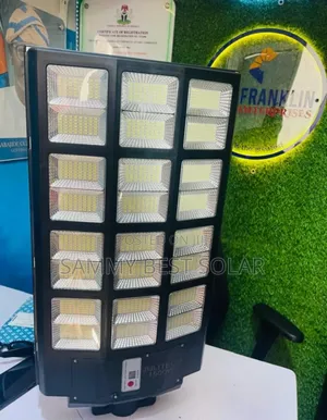 150 Watts 24eyes All-in-One Super Bright Solar Street Light