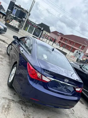 Hyundai Sonata SE Sedan FWD (2.4L 4cyl 6A) 2013 Blue