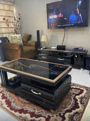 Eexecutive Tv Stand and Center Table