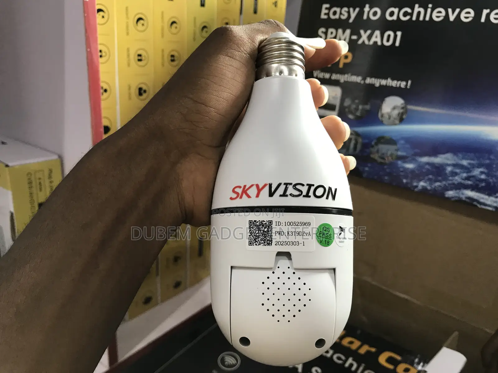 Smart PTZ Bulb Camera