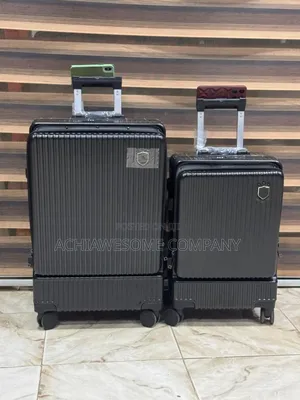 Set Of 2 Celebrity Luggage, With Laptop Space And Usb Cable