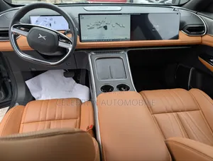 New XPeng G9 EV AWD 2025 Green
