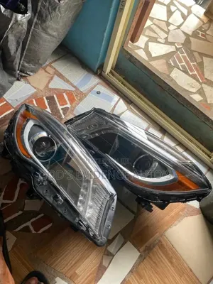 Cla Mercedes Headlight