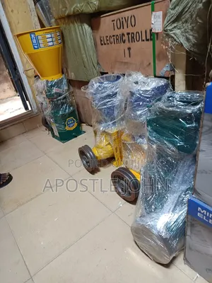 Animal Feeds Pellecting Machine