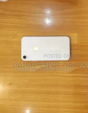 Apple iPhone XR 128 GB White