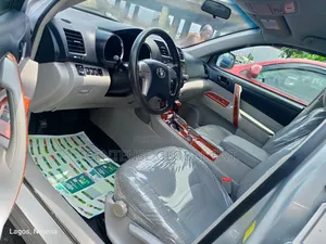 Toyota Highlander 2011 Silver