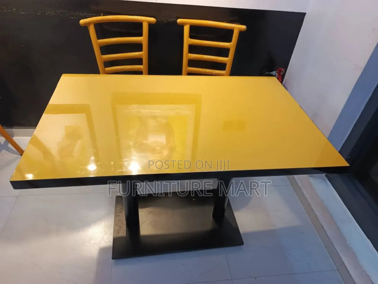 Restaurants /Mini Dinning Table