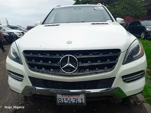 Mercedes-Benz M Class ML350 4MATIC 4dr SUV AWD (3.5L 6cyl 7A) 2015