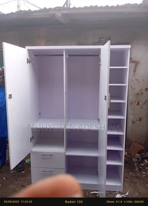 4 Ft By 6ft Wardrobe