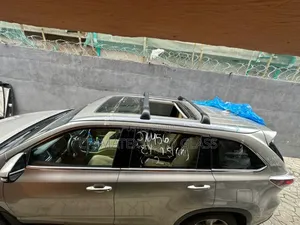 Toyota Highlander 2017 Panoramic Roof Glass Installed