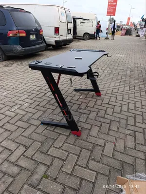 Office/Studio Gaming Desk.
