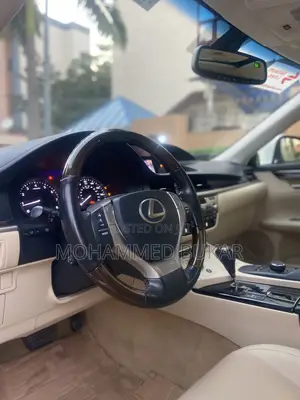 Lexus ES 2013 White