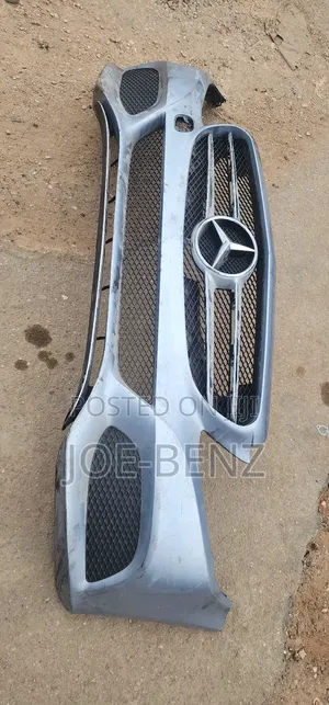 C300 2017 Front Bumper With Grill Belgium Use