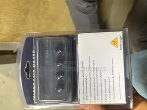 Behringer Ha400 Headphone Amplifier
