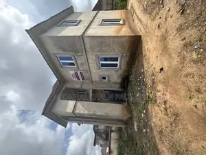 5bdrm Duplex in Police Service, Idu for sale