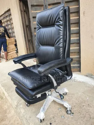 Strong Chair With Legrest