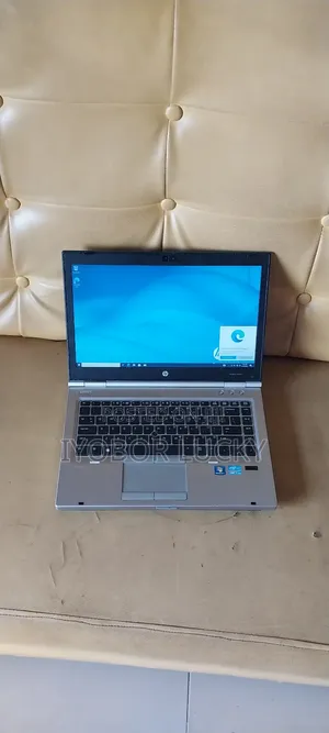 New Laptop HP EliteBook 8470P 4GB Intel Core I7 HDD 320GB