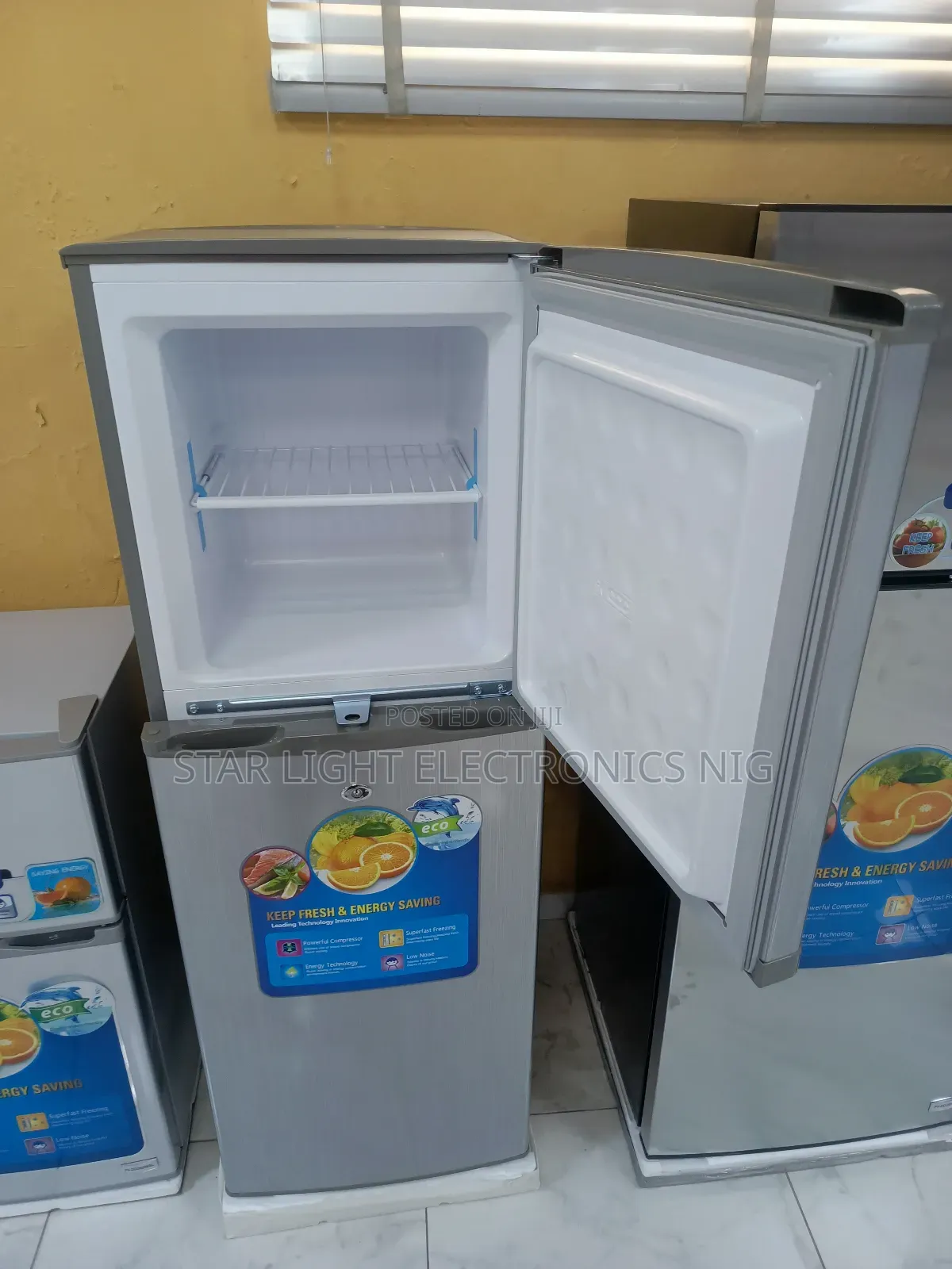 250 Liters Refrigerator Polystar