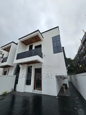 Furnished 4bdrm Duplex in Chevron for sale