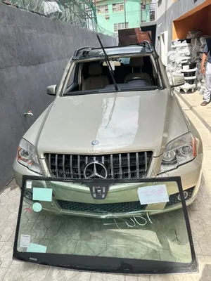 Glk350 Windscreen Glass Available