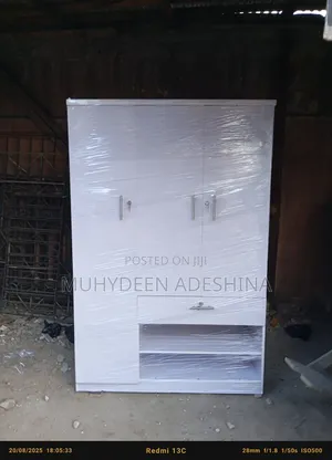 4ft By 6ft  Wardrobe