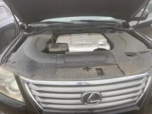 Lexus LX 570 2010 Black