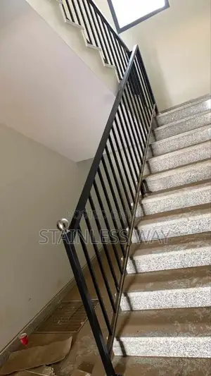 Black Pipe Handrail