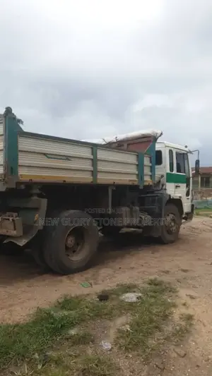 15 Tons Sharp Sand